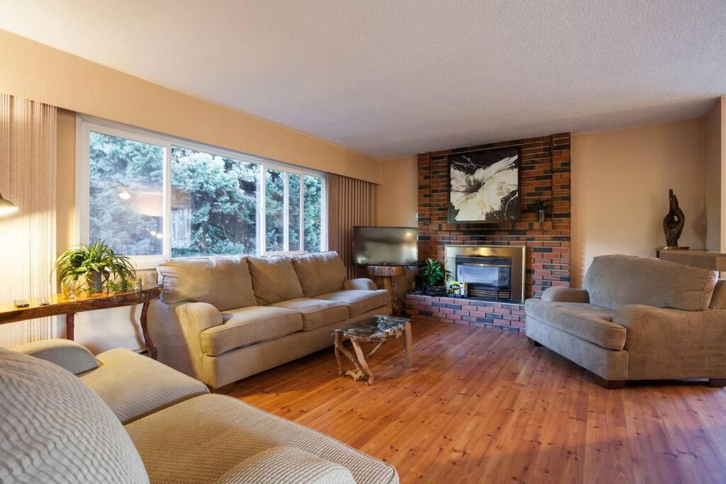 Spacious And Comfy ! Villa Victoria Buitenkant foto